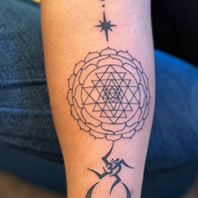 Geometric tattoo style